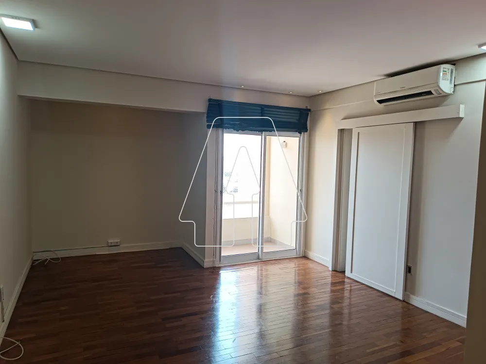 Alugar Apartamento / Padr&atilde;o em Ara&ccedil;atuba R$ 1.900,00 - Foto 26