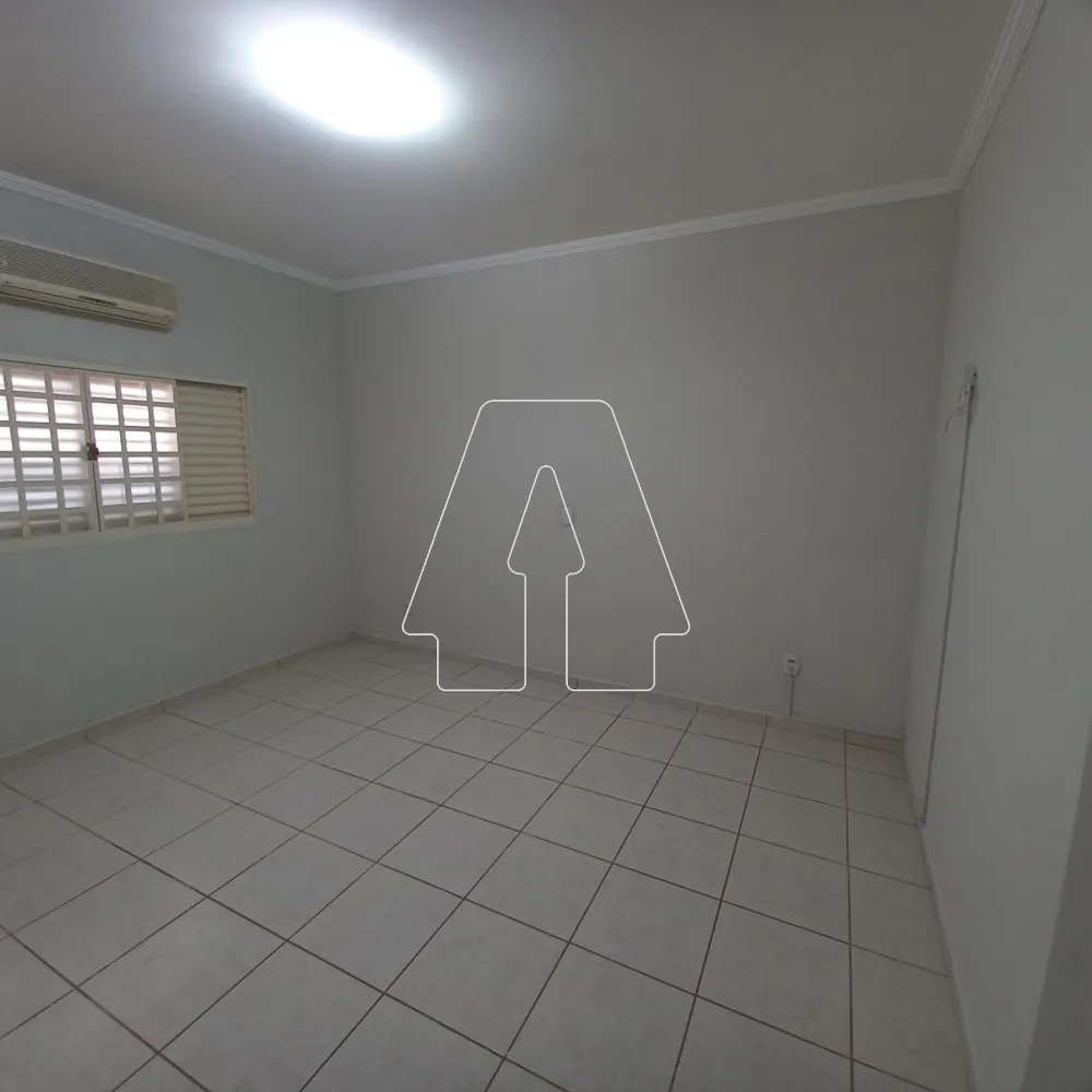 Alugar Casa / Residencial em Ara&ccedil;atuba R$ 2.700,00 - Foto 12