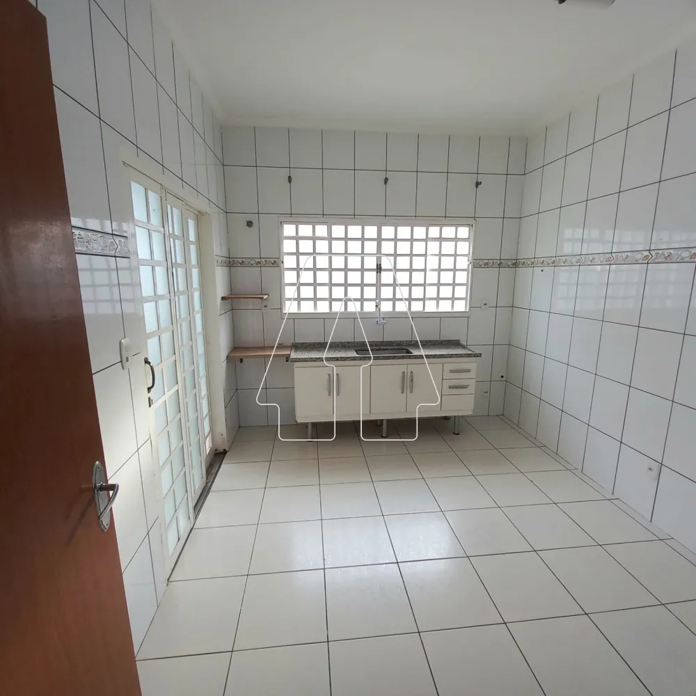 Alugar Casa / Residencial em Ara&ccedil;atuba R$ 2.700,00 - Foto 20