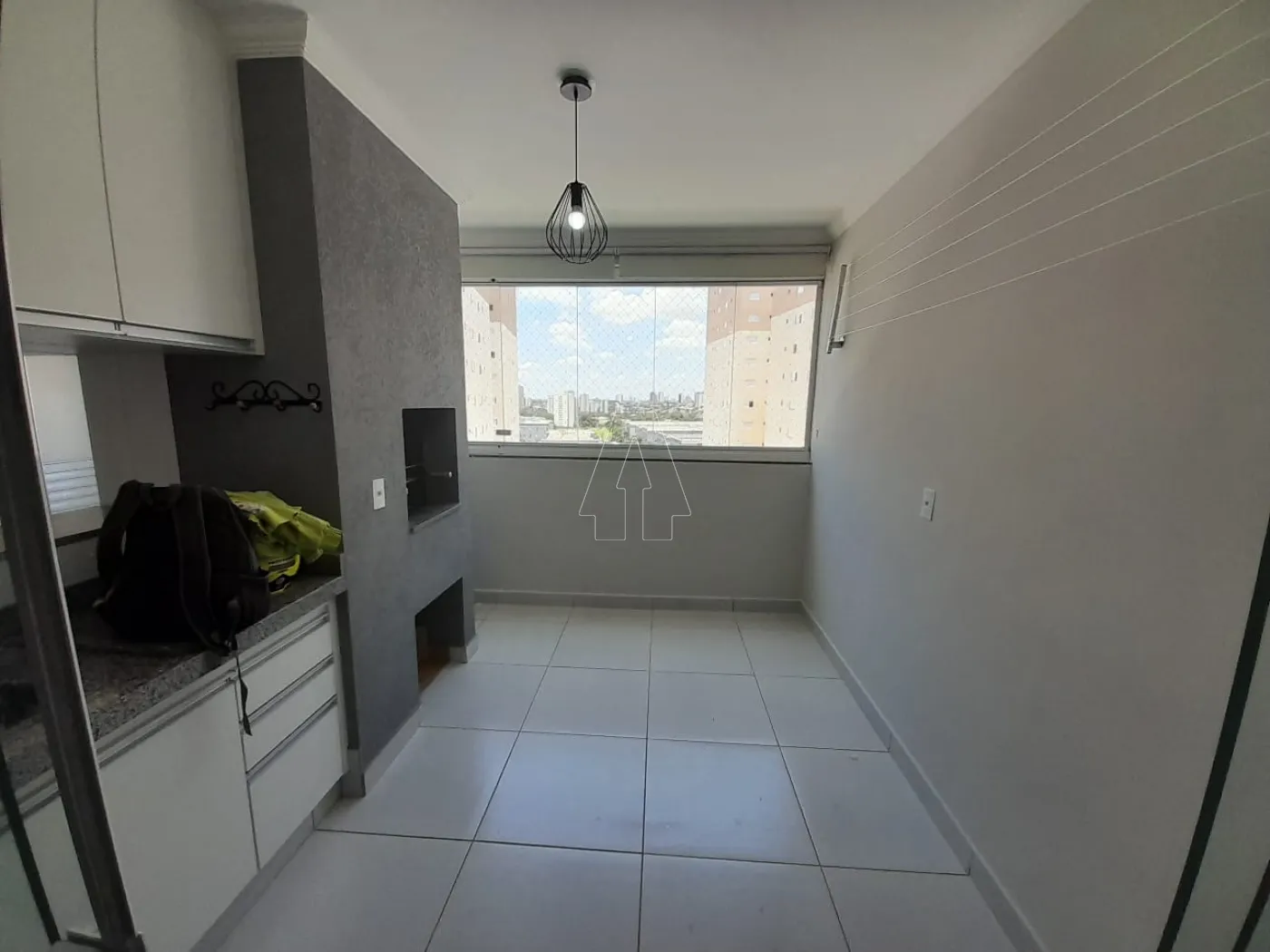 Alugar Apartamento / Padr&atilde;o em Ara&ccedil;atuba R$ 2.600,00 - Foto 15