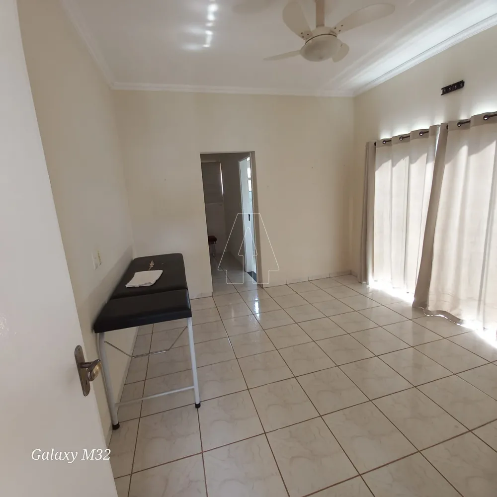 Alugar Casa / Residencial em Ara&ccedil;atuba R$ 5.000,00 - Foto 33