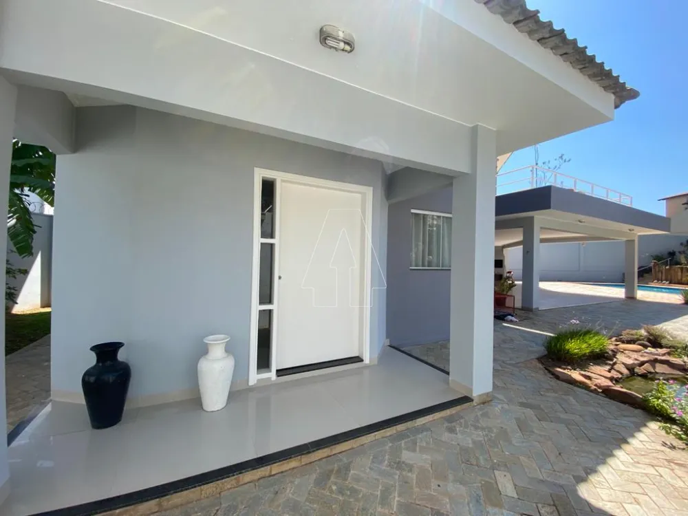 Alugar Casa / Residencial em Ara&ccedil;atuba R$ 5.000,00 - Foto 3