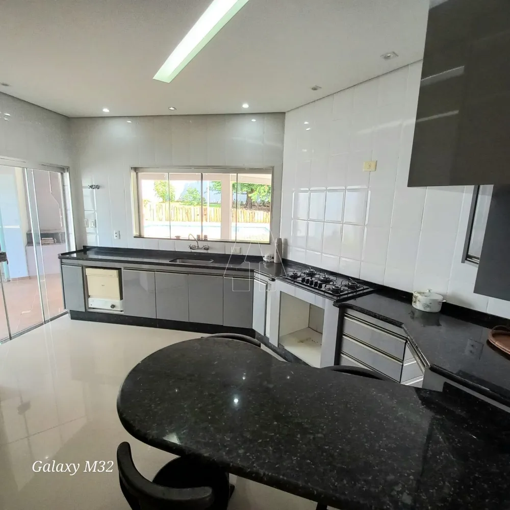 Alugar Casa / Residencial em Ara&ccedil;atuba R$ 5.000,00 - Foto 17