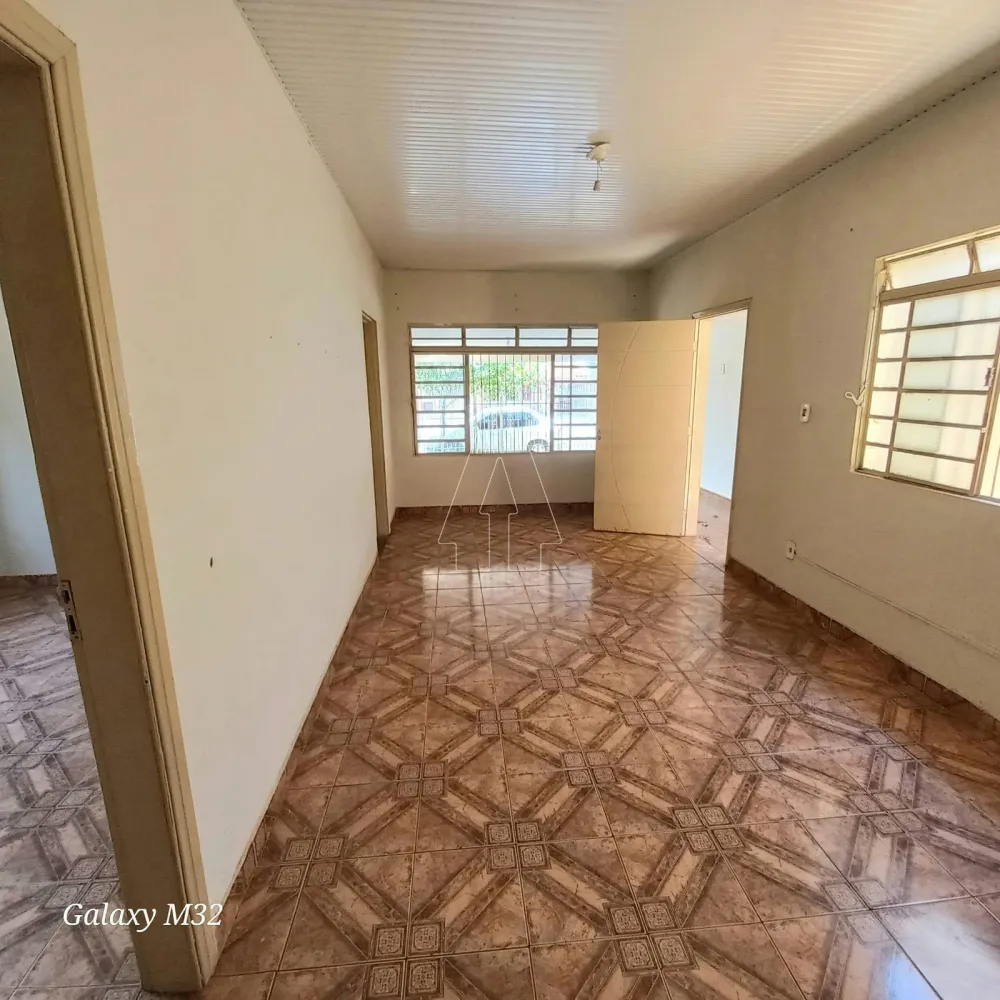 Comprar Casa / Residencial em Ara&ccedil;atuba R$ 380.000,00 - Foto 3