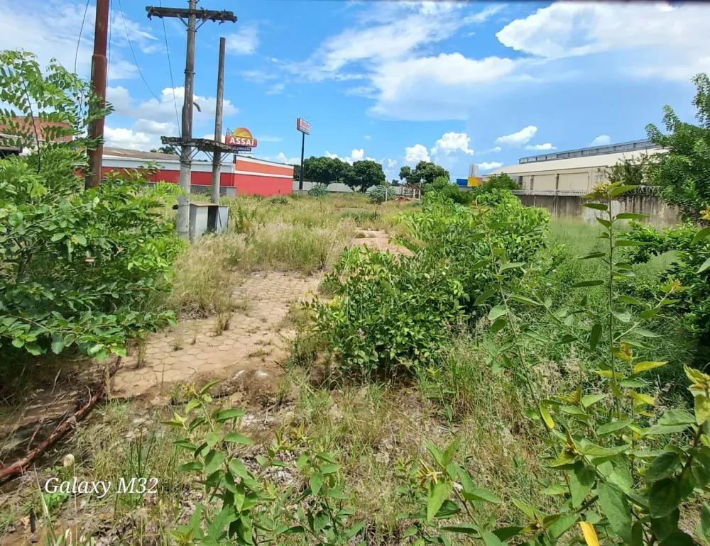 Comprar Terreno / &Aacute;rea em Ara&ccedil;atuba R$ 11.000.000,00 - Foto 5
