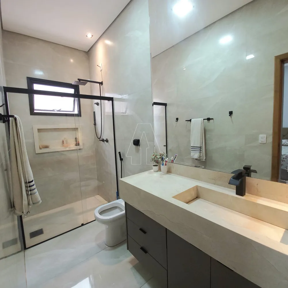 Alugar Casa / Condom&iacute;nio em Ara&ccedil;atuba R$ 9.000,00 - Foto 28