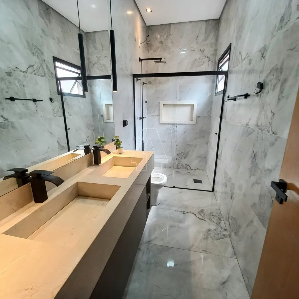 Alugar Casa / Condom&iacute;nio em Ara&ccedil;atuba R$ 9.000,00 - Foto 31