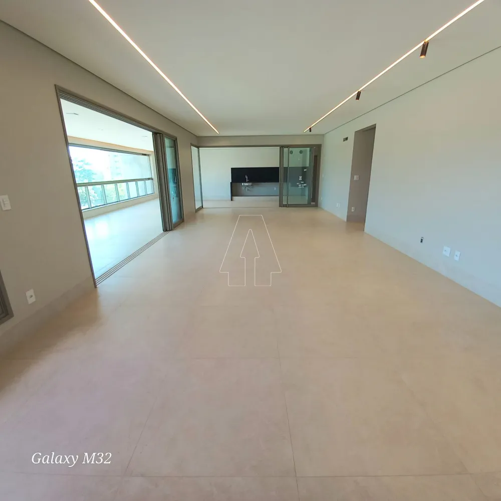 Comprar Apartamento / Padr&atilde;o em Ara&ccedil;atuba R$ 2.650.000,00 - Foto 2