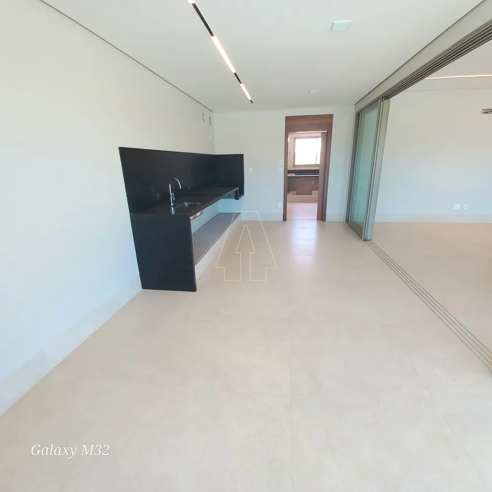 Comprar Apartamento / Padr&atilde;o em Ara&ccedil;atuba R$ 3.050.000,00 - Foto 4