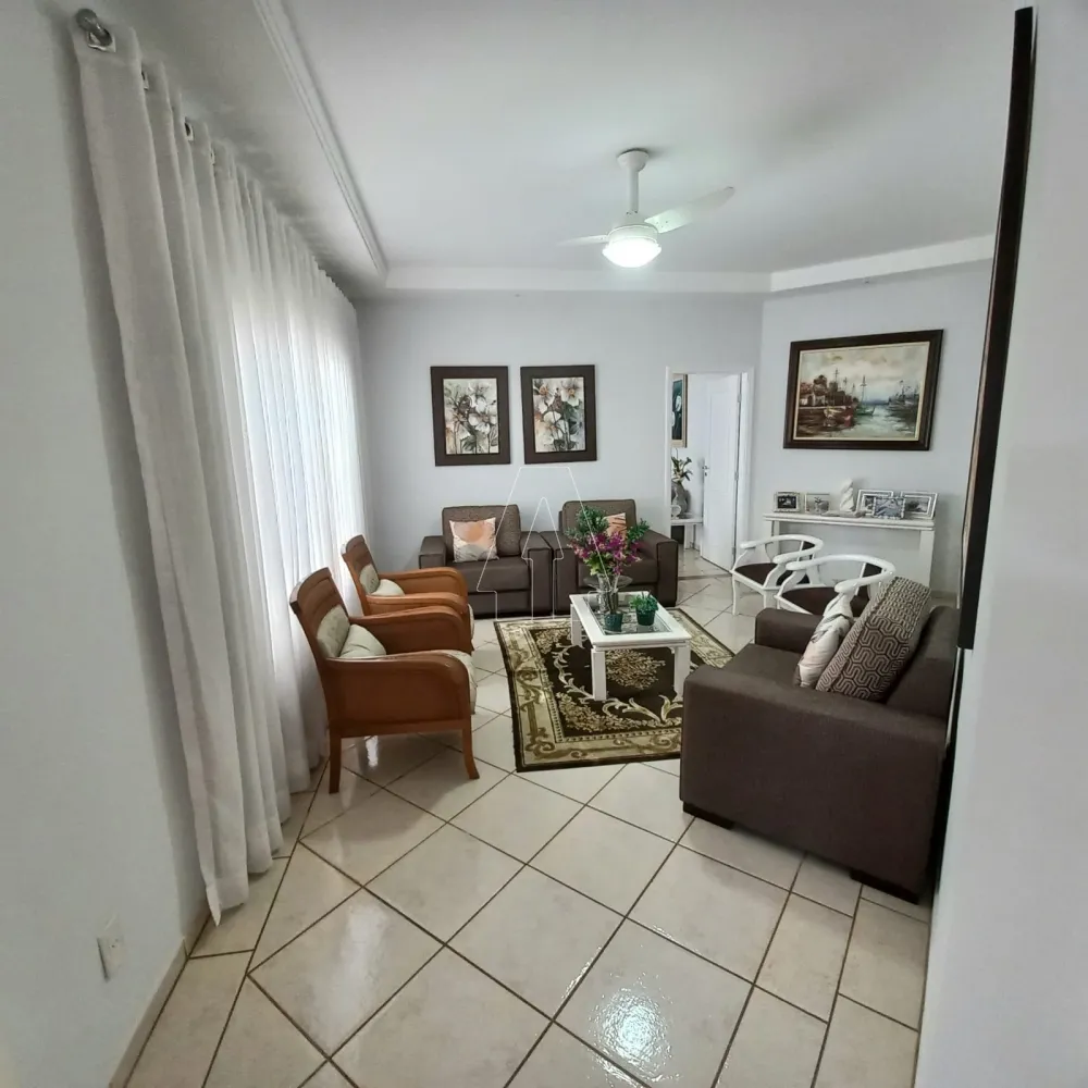 Comprar Casa / Residencial em Ara&ccedil;atuba R$ 950.000,00 - Foto 2