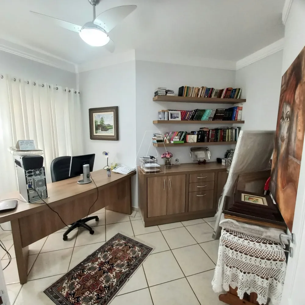 Comprar Casa / Residencial em Ara&ccedil;atuba R$ 950.000,00 - Foto 4