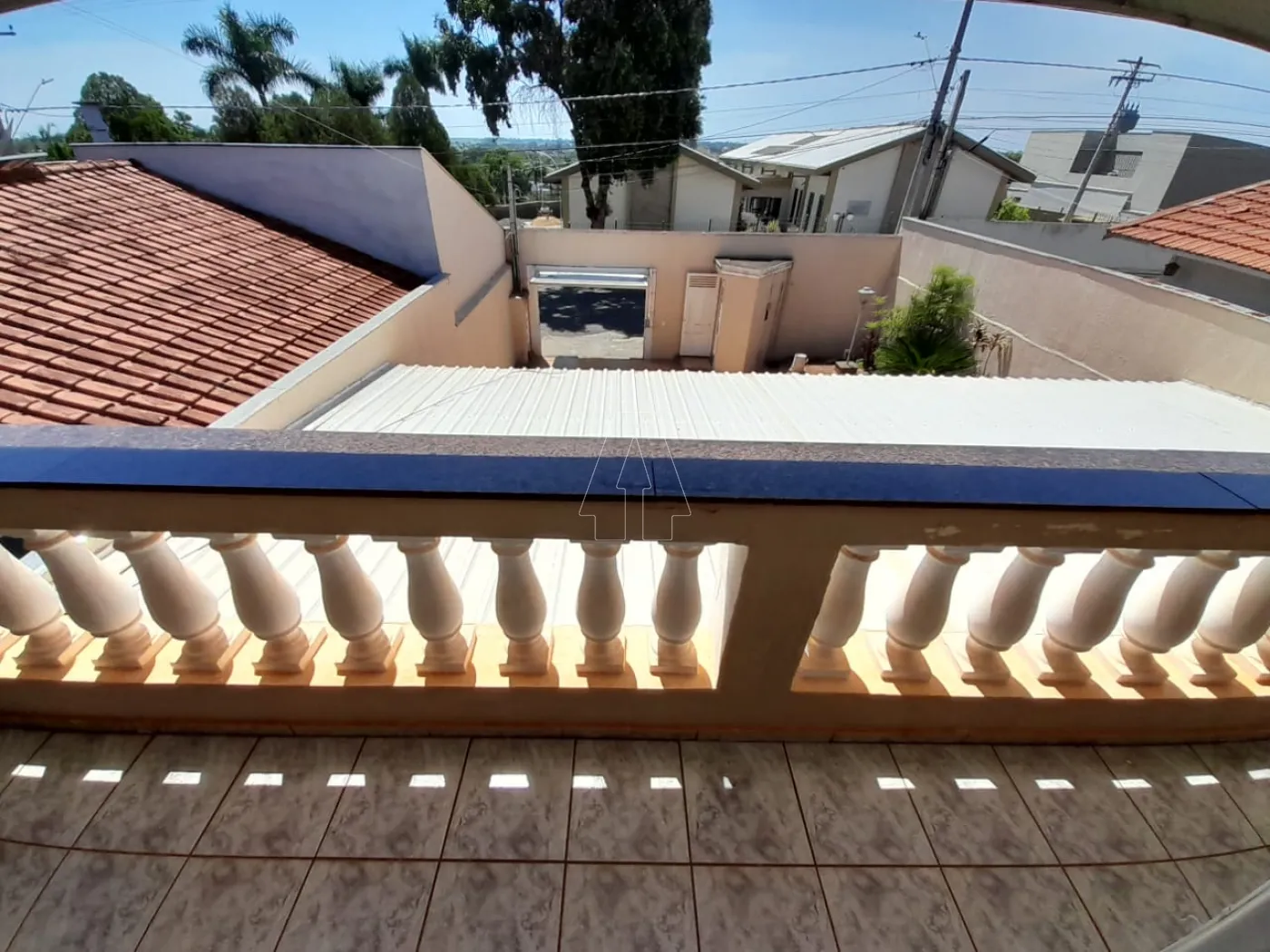 Alugar Casa / Sobrado em Ara&ccedil;atuba R$ 3.700,00 - Foto 8