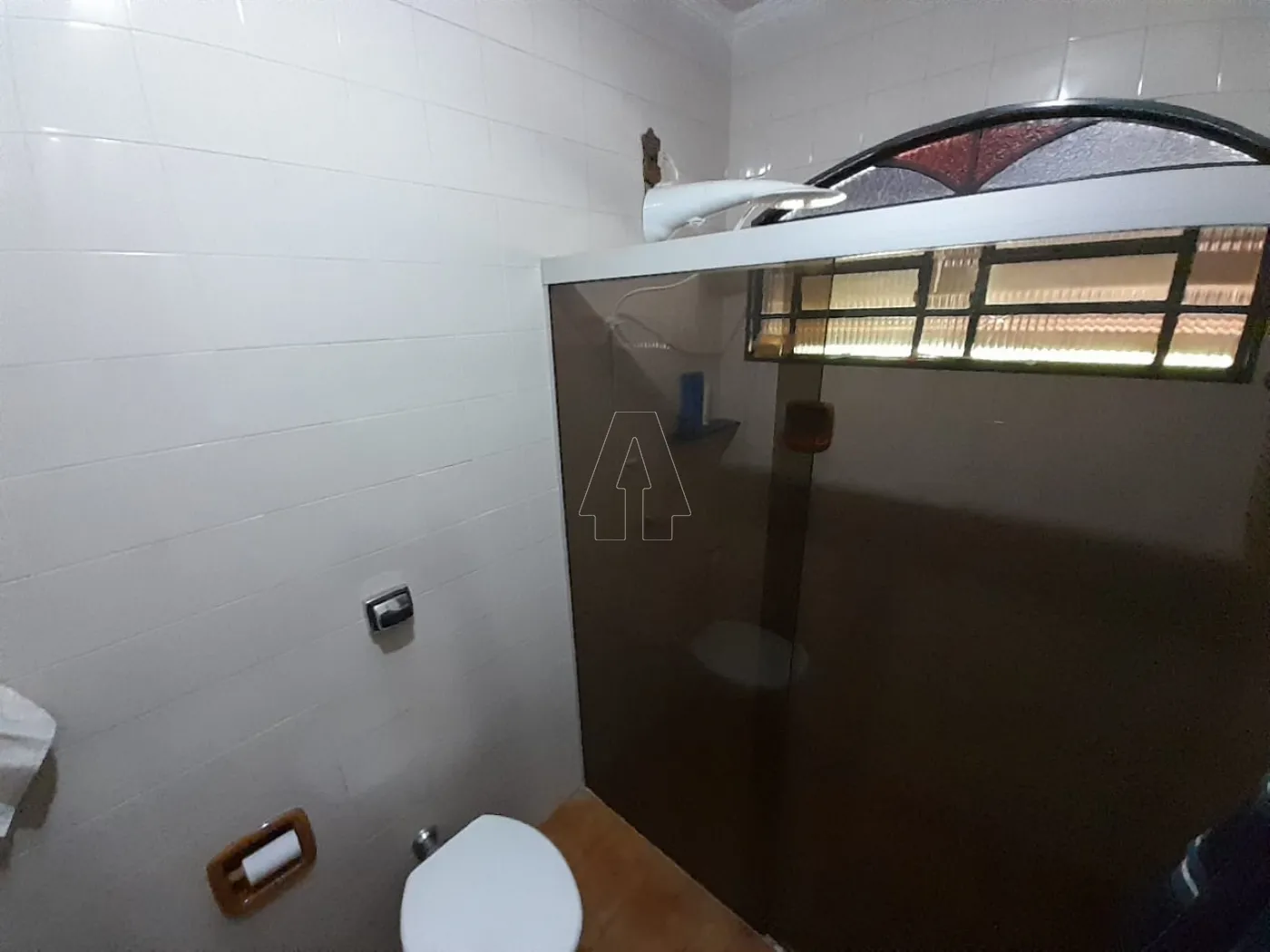 Alugar Casa / Sobrado em Ara&ccedil;atuba R$ 3.700,00 - Foto 10