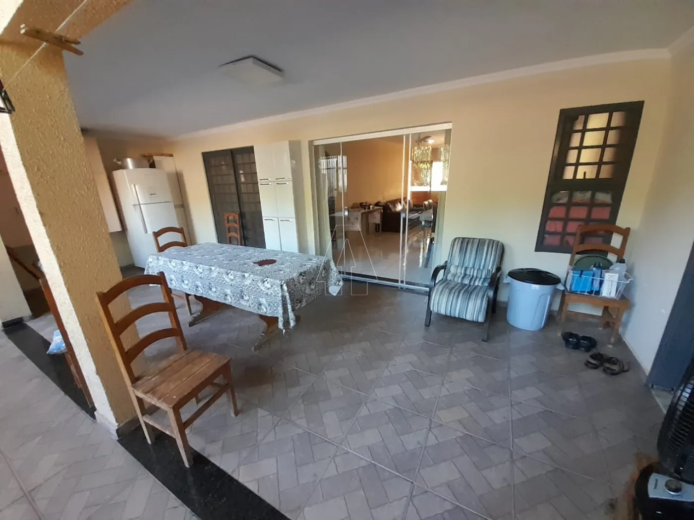Alugar Casa / Sobrado em Ara&ccedil;atuba R$ 3.700,00 - Foto 16