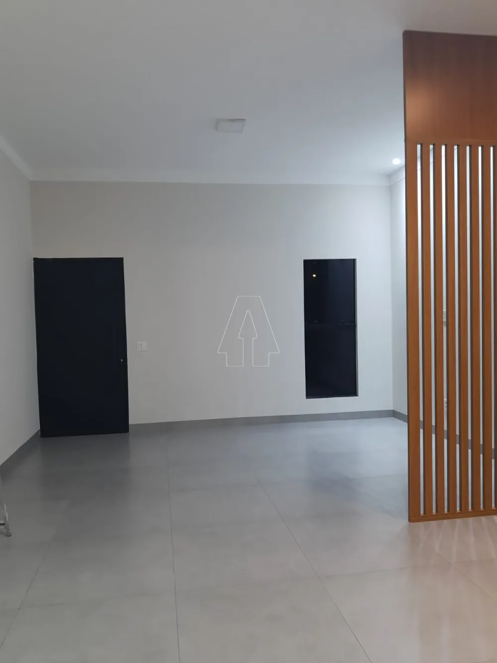 Comprar Casa / Condom&iacute;nio em Ara&ccedil;atuba R$ 720.000,00 - Foto 4