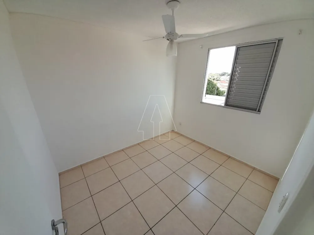Comprar Apartamento / Padr&atilde;o em Ara&ccedil;atuba R$ 145.000,00 - Foto 4
