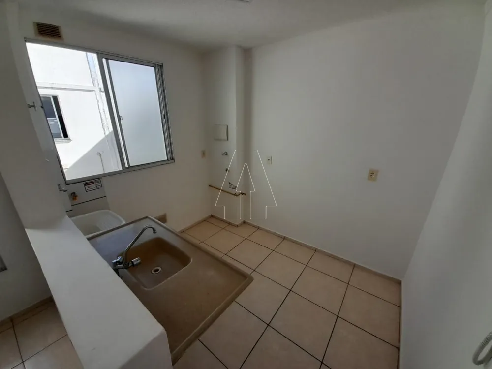 Comprar Apartamento / Padr&atilde;o em Ara&ccedil;atuba R$ 145.000,00 - Foto 5