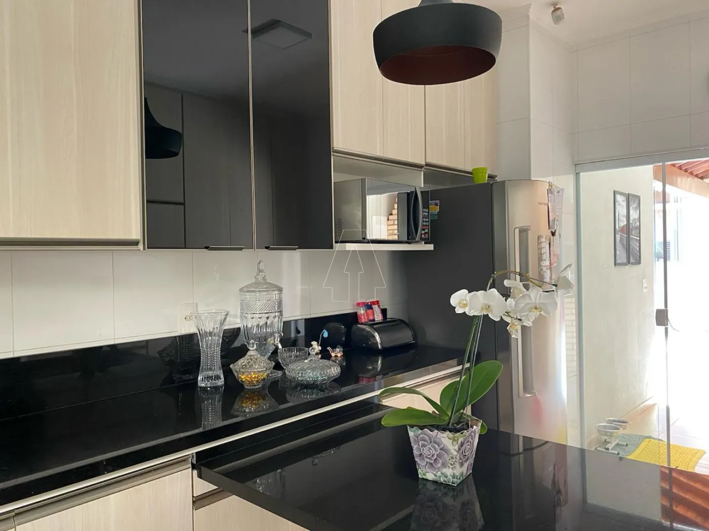 Comprar Casa / Residencial em Ara&ccedil;atuba R$ 580.000,00 - Foto 4