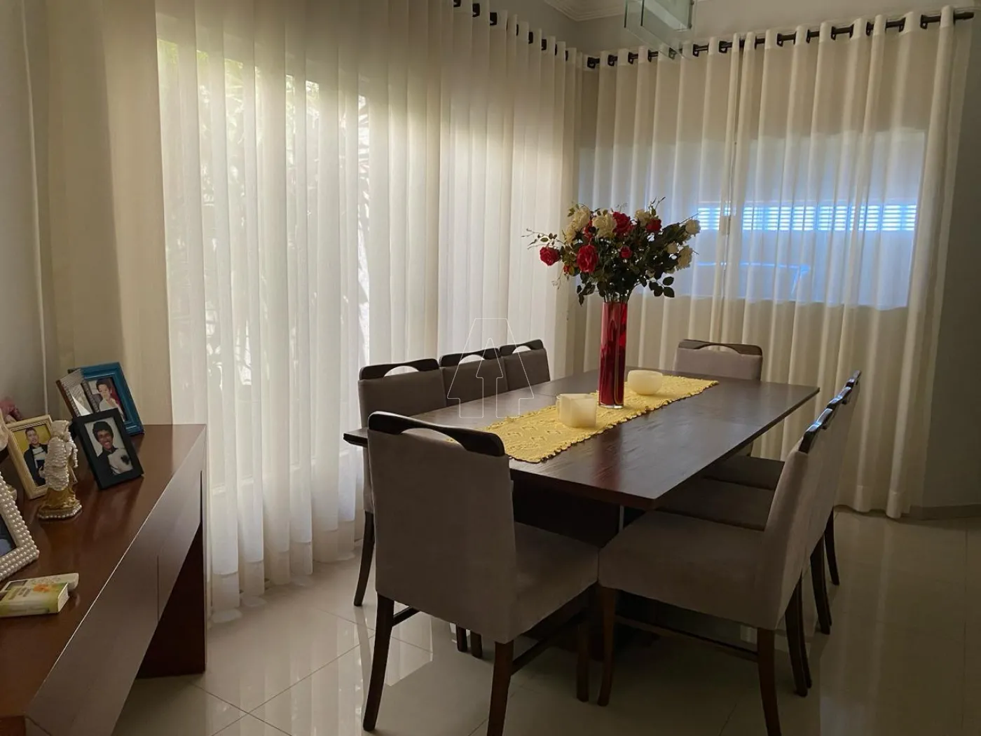 Comprar Casa / Residencial em Ara&ccedil;atuba R$ 580.000,00 - Foto 1