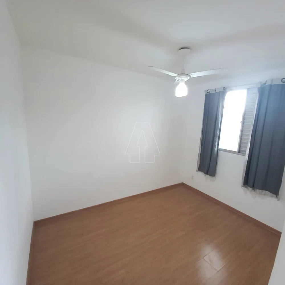 Comprar Apartamento / Padr&atilde;o em Ara&ccedil;atuba R$ 130.000,00 - Foto 15