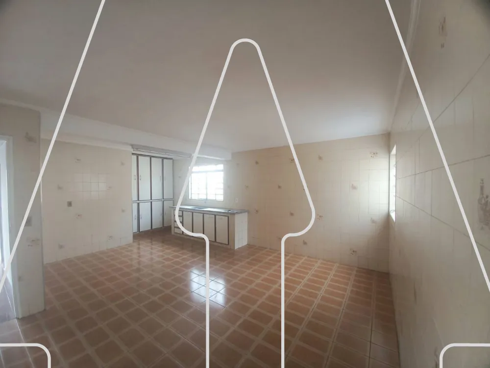 Comprar Casa / Residencial em Ara&ccedil;atuba R$ 350.000,00 - Foto 4