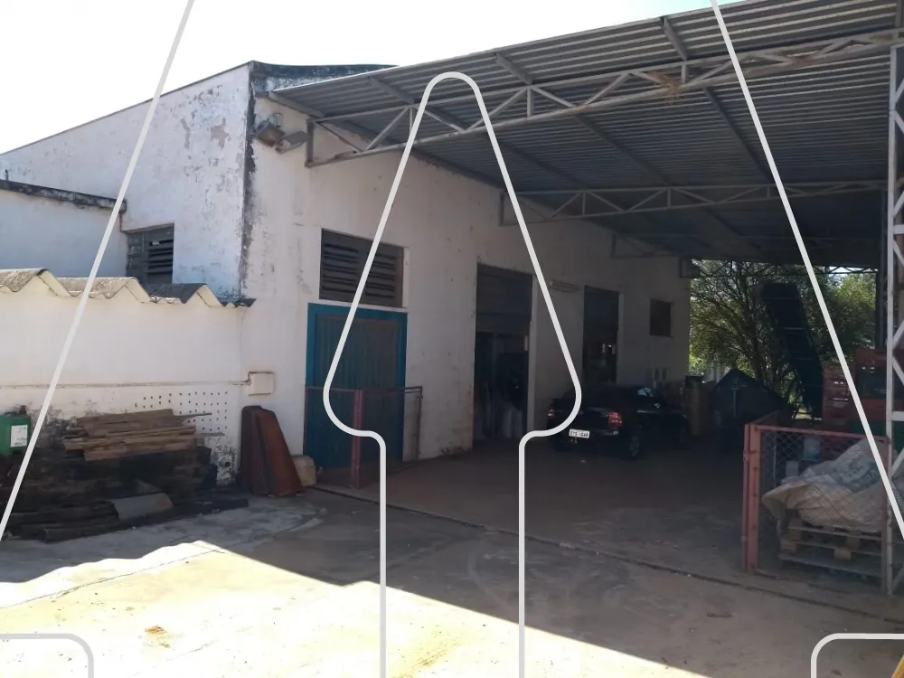 Alugar Comercial / Galp&atilde;o em Ara&ccedil;atuba R$ 15.000,00 - Foto 1