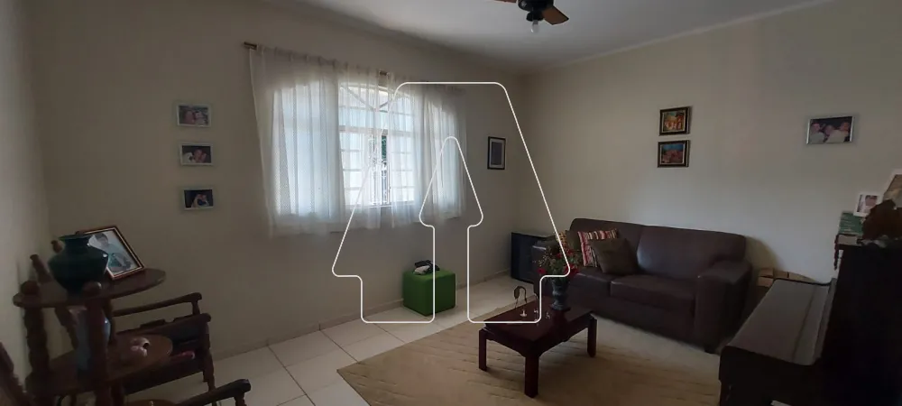 Comprar Casa / Residencial em Ara&ccedil;atuba R$ 380.000,00 - Foto 5