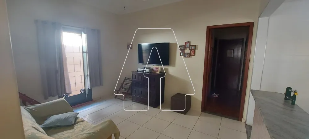 Comprar Casa / Residencial em Ara&ccedil;atuba R$ 380.000,00 - Foto 8