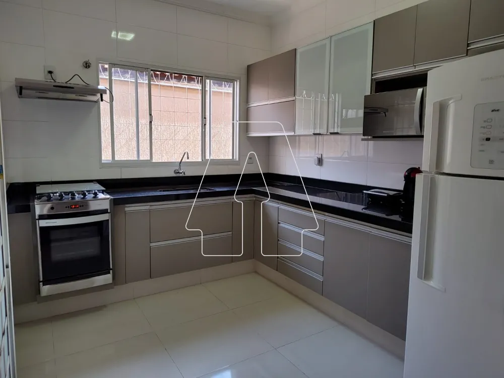 Comprar Casa / Residencial em Ara&ccedil;atuba R$ 450.000,00 - Foto 7