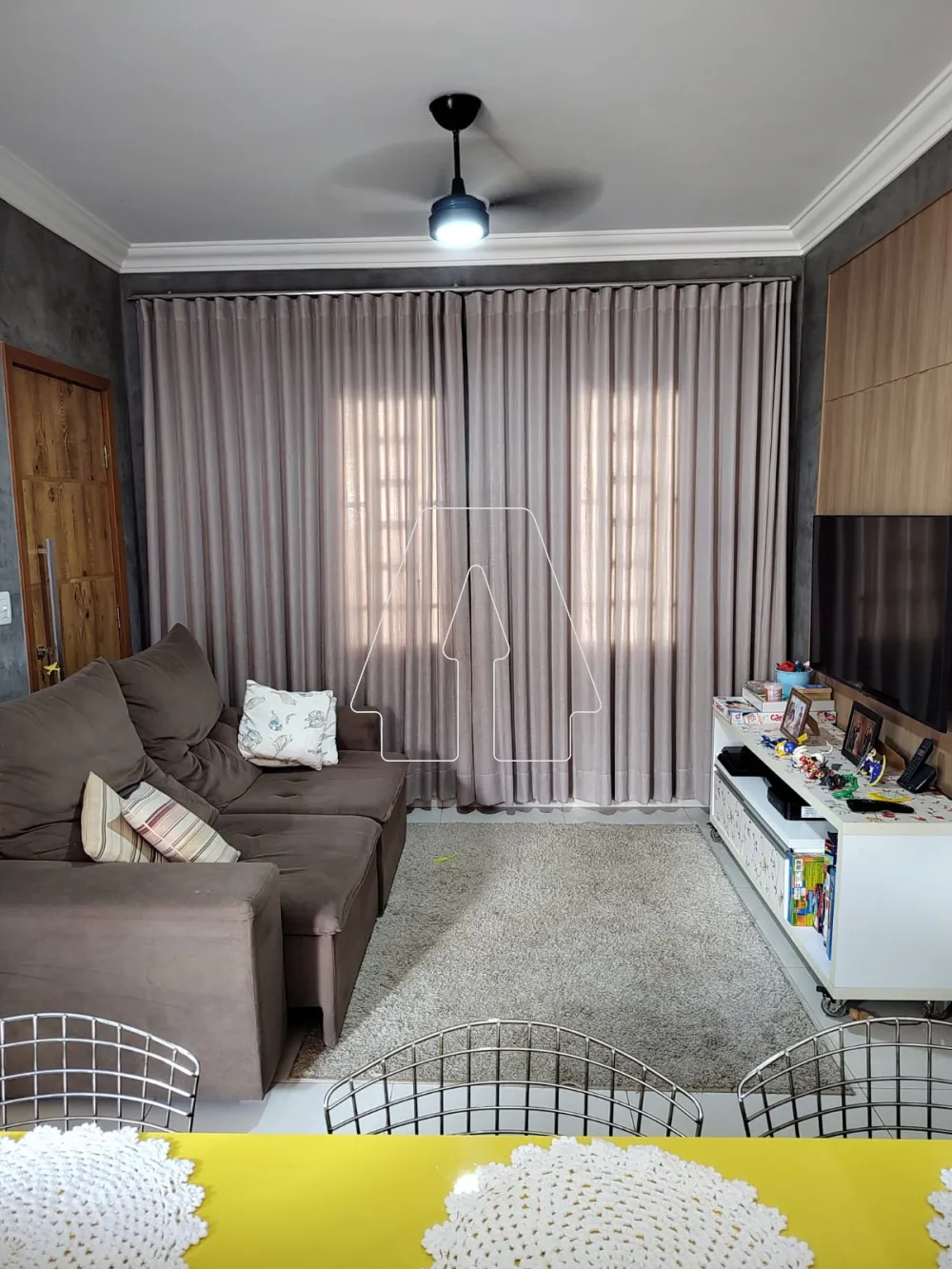 Comprar Casa / Residencial em Ara&ccedil;atuba R$ 450.000,00 - Foto 1