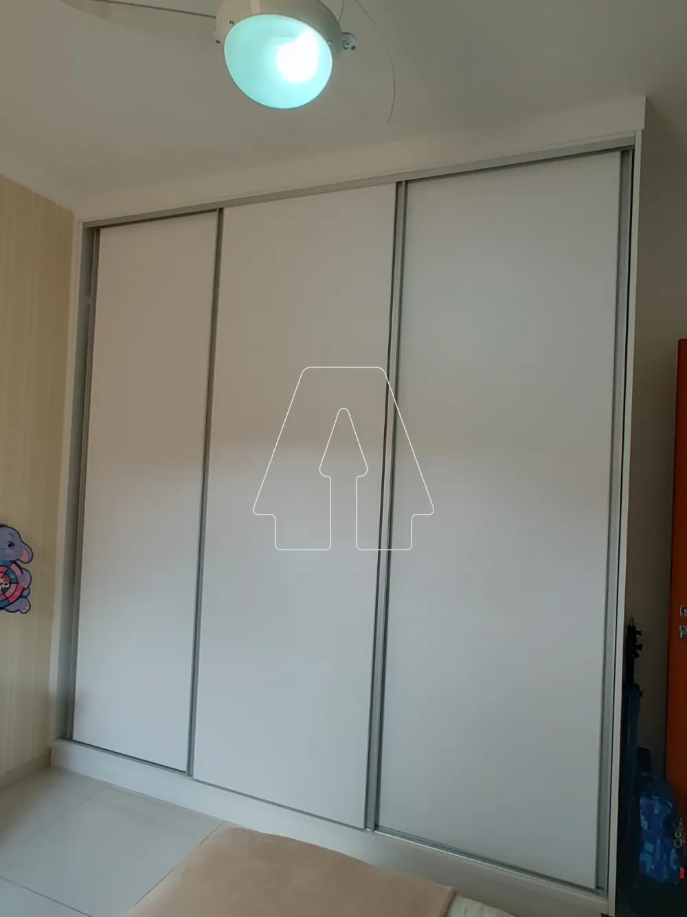 Comprar Casa / Residencial em Ara&ccedil;atuba R$ 450.000,00 - Foto 17