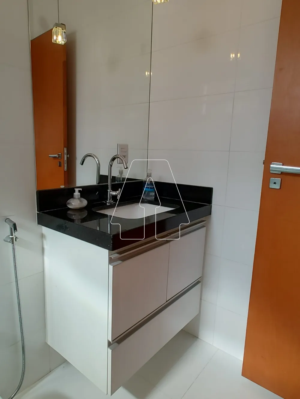 Comprar Casa / Residencial em Ara&ccedil;atuba R$ 450.000,00 - Foto 18