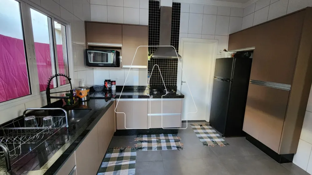 Comprar Casa / Condom&iacute;nio em Ara&ccedil;atuba R$ 850.000,00 - Foto 14