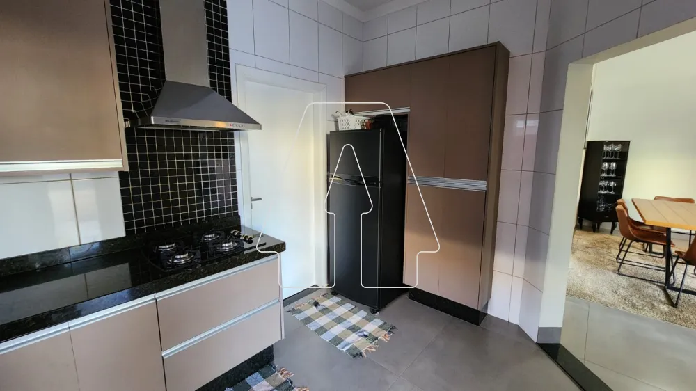 Comprar Casa / Condom&iacute;nio em Ara&ccedil;atuba R$ 850.000,00 - Foto 15