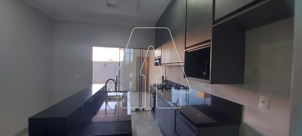 Comprar Casa / Condom&iacute;nio em Ara&ccedil;atuba R$ 870.000,00 - Foto 2