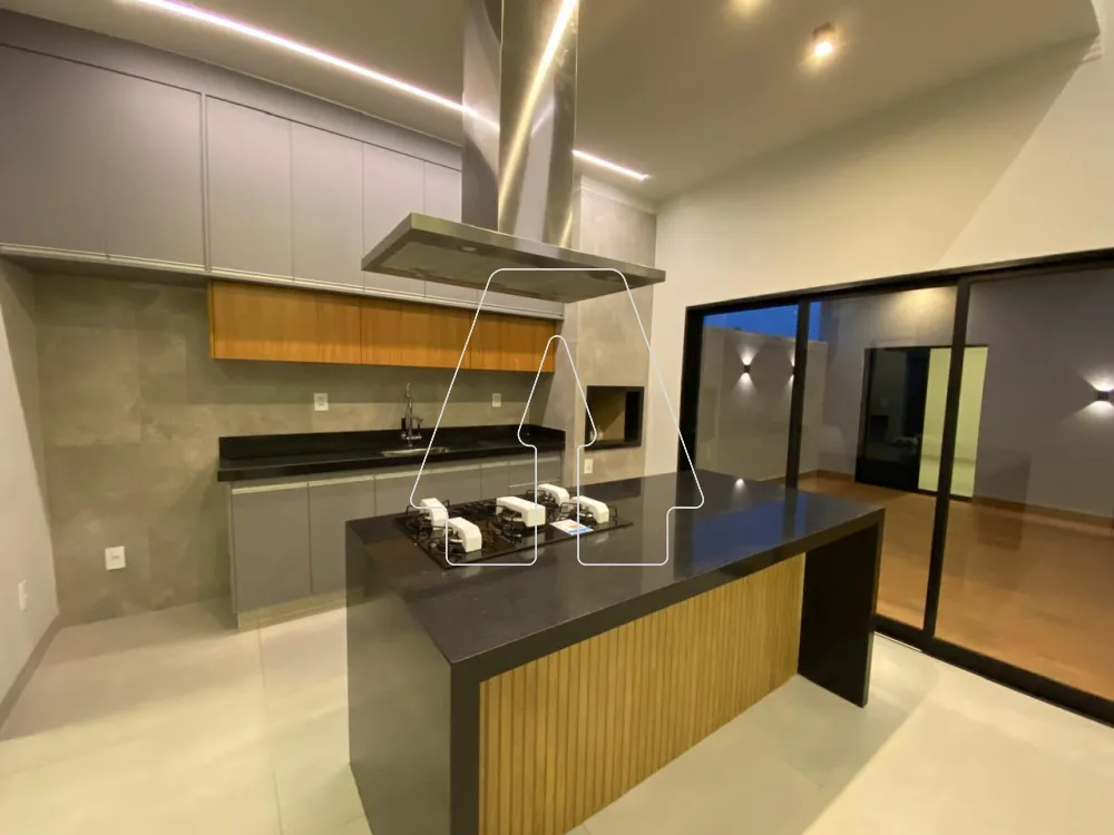 Comprar Casa / Condom&iacute;nio em Ara&ccedil;atuba R$ 700.000,00 - Foto 7