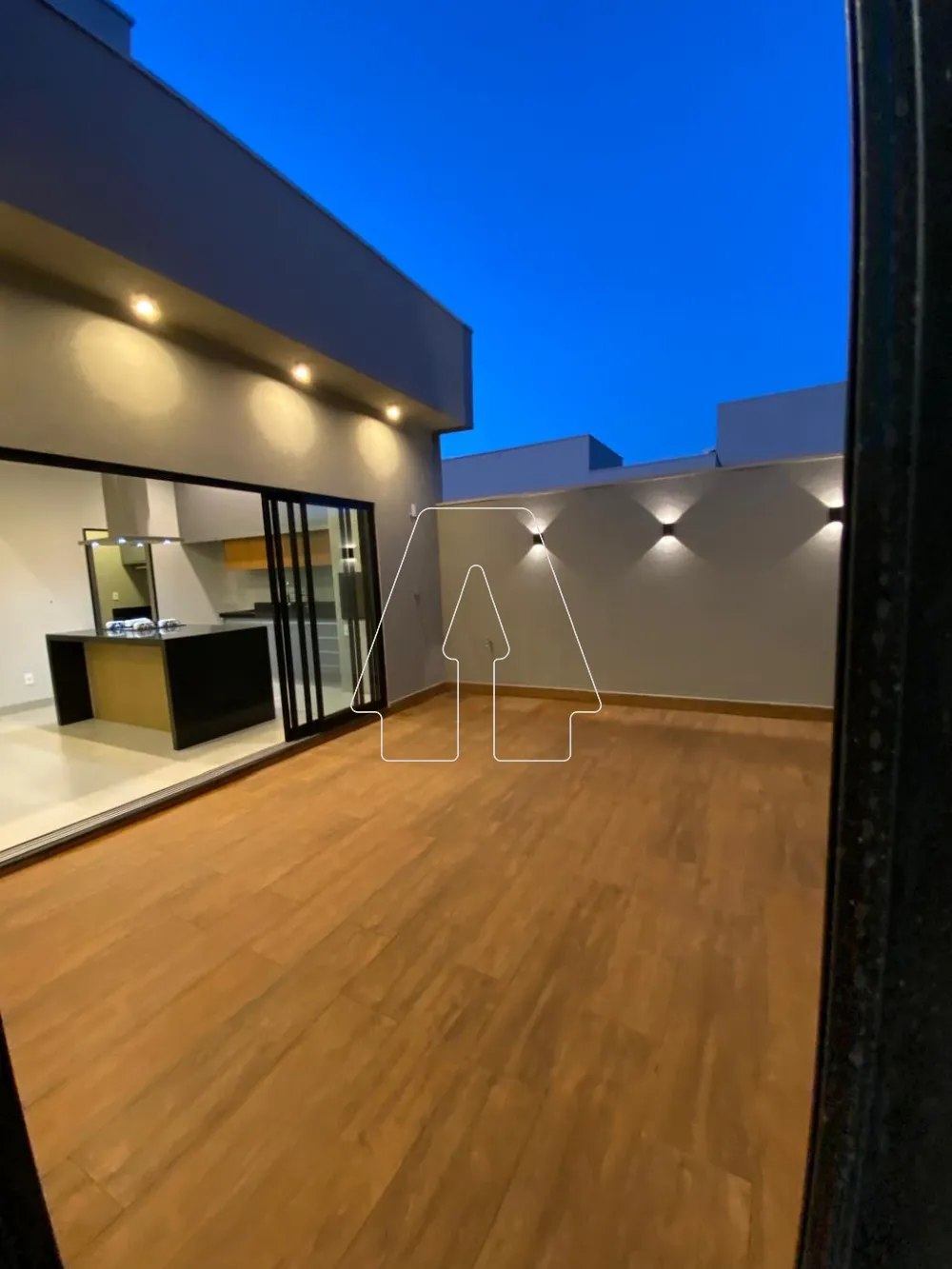 Comprar Casa / Condom&iacute;nio em Ara&ccedil;atuba R$ 700.000,00 - Foto 10