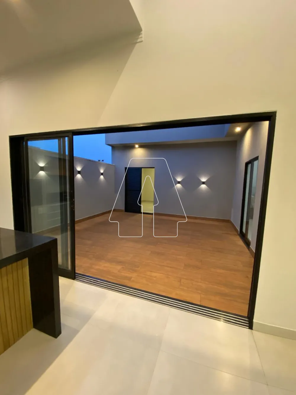 Comprar Casa / Condom&iacute;nio em Ara&ccedil;atuba R$ 700.000,00 - Foto 11