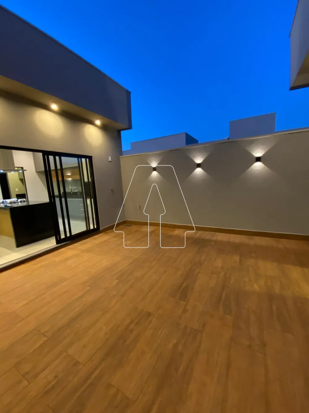 Comprar Casa / Condom&iacute;nio em Ara&ccedil;atuba R$ 700.000,00 - Foto 12