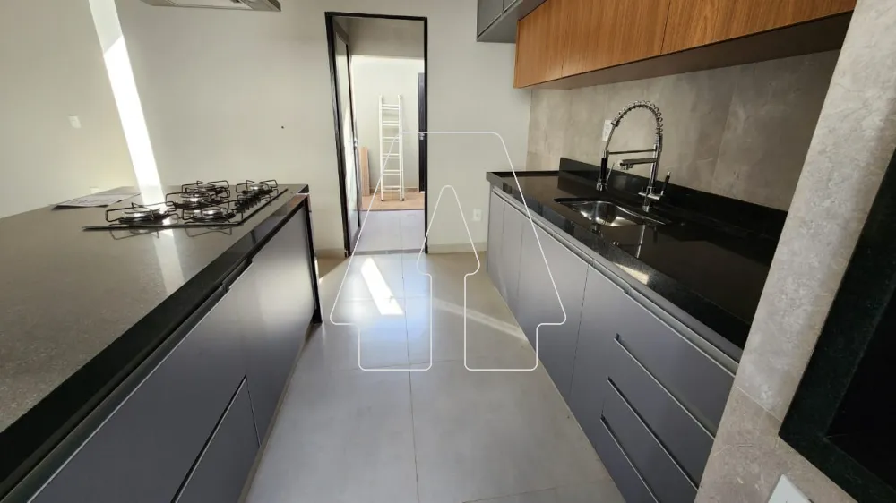 Comprar Casa / Condom&iacute;nio em Ara&ccedil;atuba R$ 700.000,00 - Foto 14