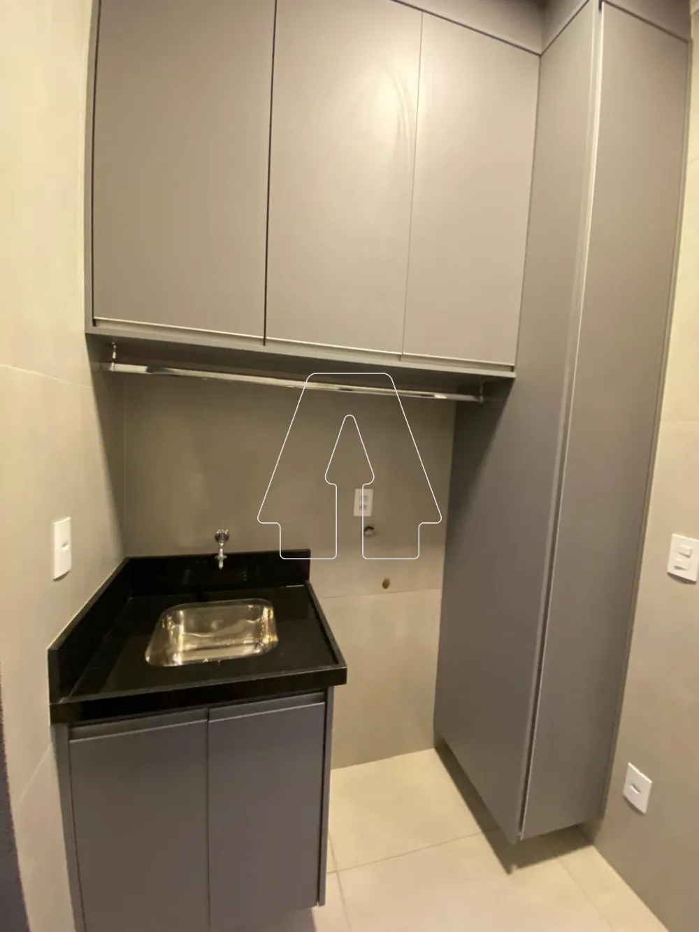 Comprar Casa / Condom&iacute;nio em Ara&ccedil;atuba R$ 700.000,00 - Foto 25