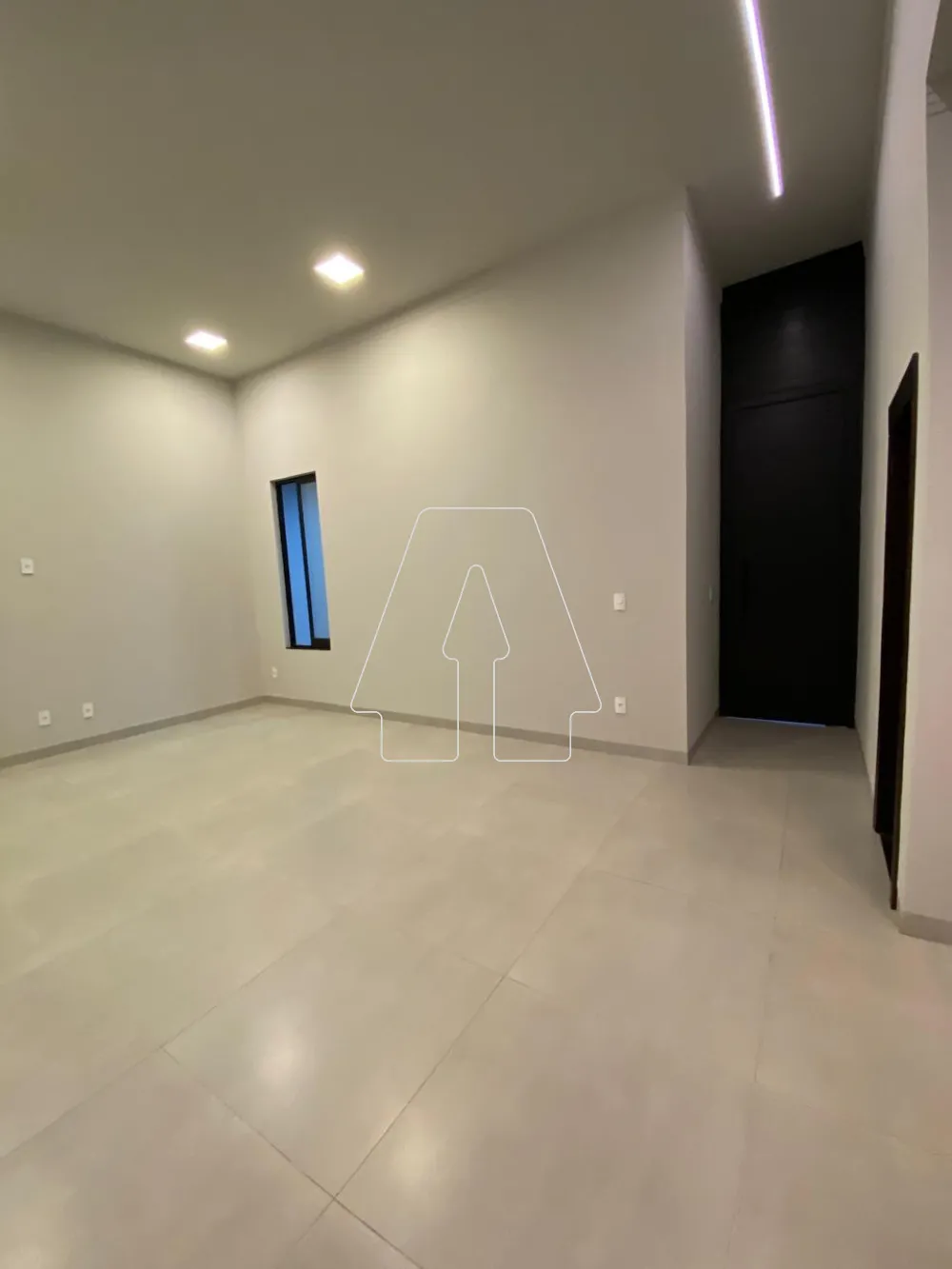 Comprar Casa / Condom&iacute;nio em Ara&ccedil;atuba R$ 700.000,00 - Foto 29