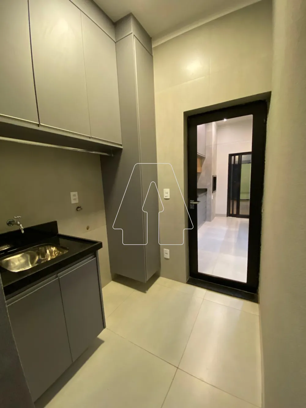 Comprar Casa / Condom&iacute;nio em Ara&ccedil;atuba R$ 700.000,00 - Foto 30
