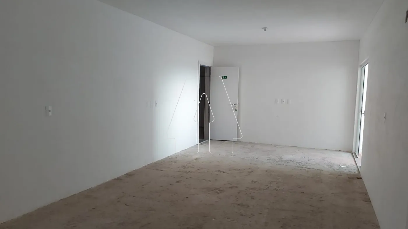 Comprar Apartamento / Padr&atilde;o em Ara&ccedil;atuba R$ 370.000,00 - Foto 2