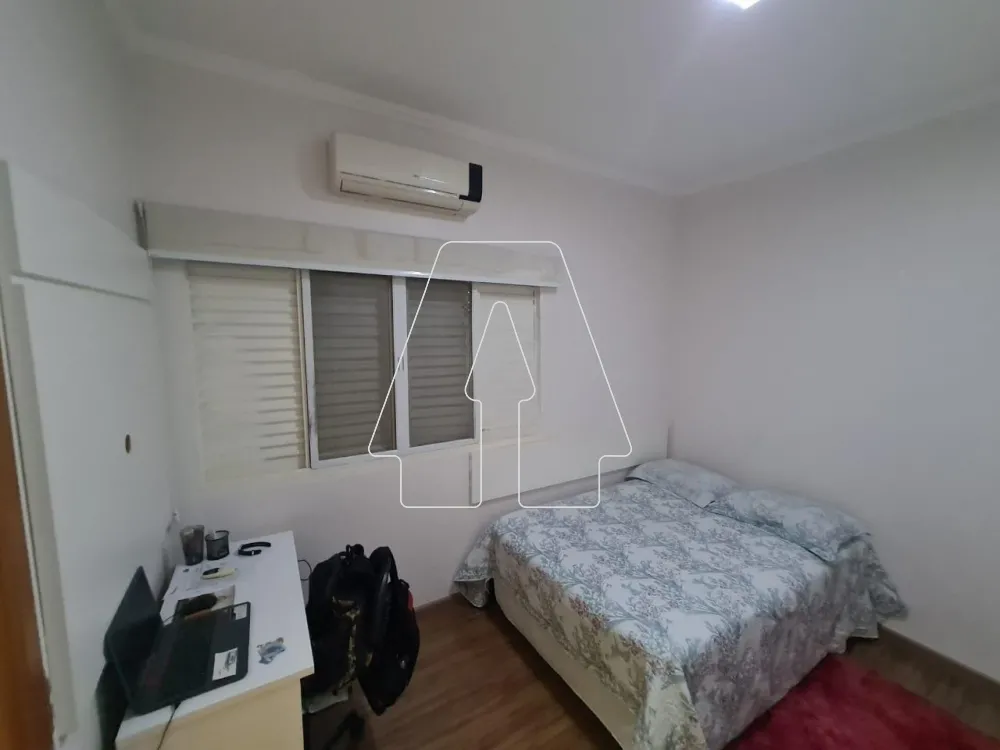 Comprar Casa / Condom&iacute;nio em Ara&ccedil;atuba R$ 860.000,00 - Foto 9