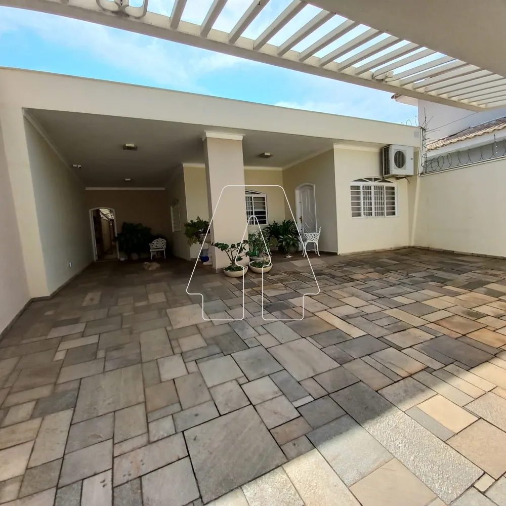 Comprar Casa / Residencial em Ara&ccedil;atuba R$ 900.000,00 - Foto 1