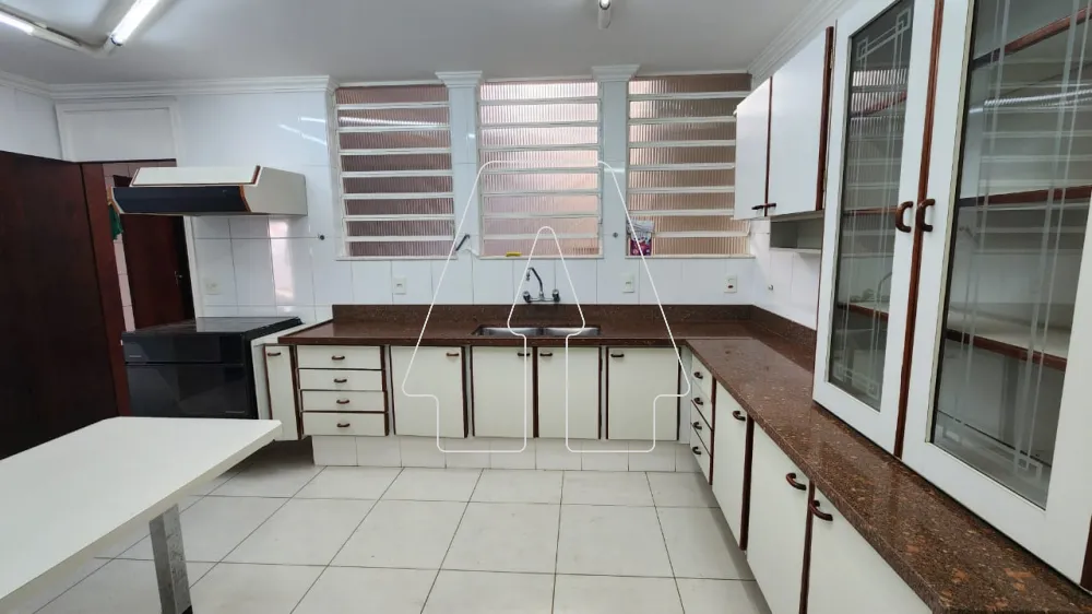 Comprar Casa / Sobrado em Ara&ccedil;atuba R$ 800.000,00 - Foto 11