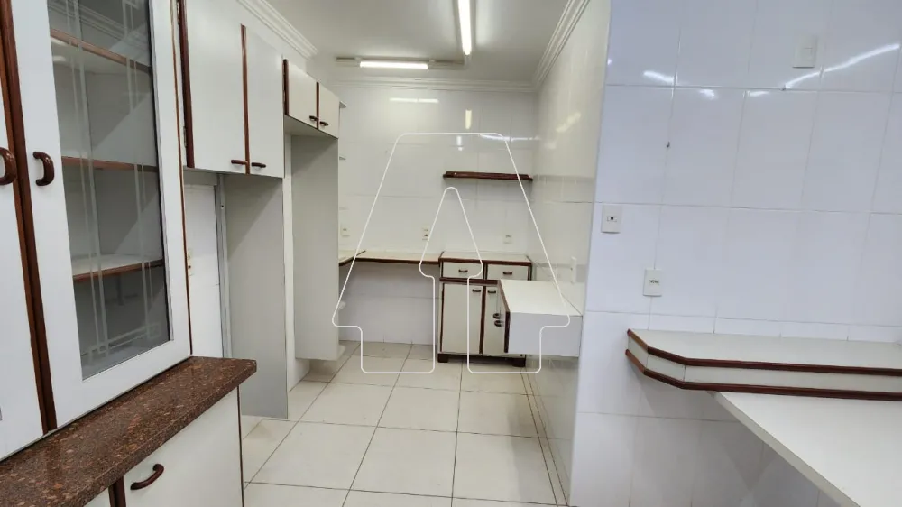 Comprar Casa / Sobrado em Ara&ccedil;atuba R$ 800.000,00 - Foto 12