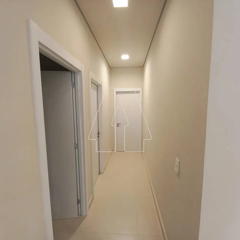 Comprar Casa / Condom&iacute;nio em Ara&ccedil;atuba R$ 1.350.000,00 - Foto 6