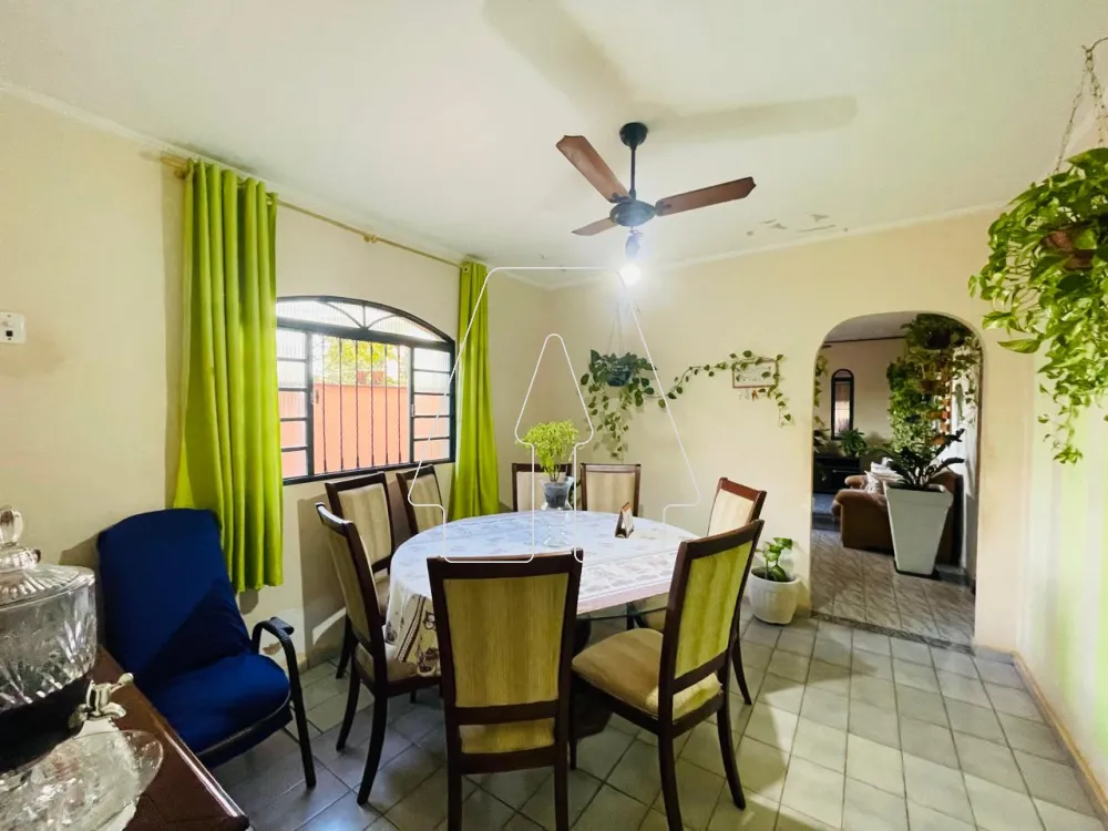 Comprar Casa / Residencial em Ara&ccedil;atuba R$ 350.000,00 - Foto 4